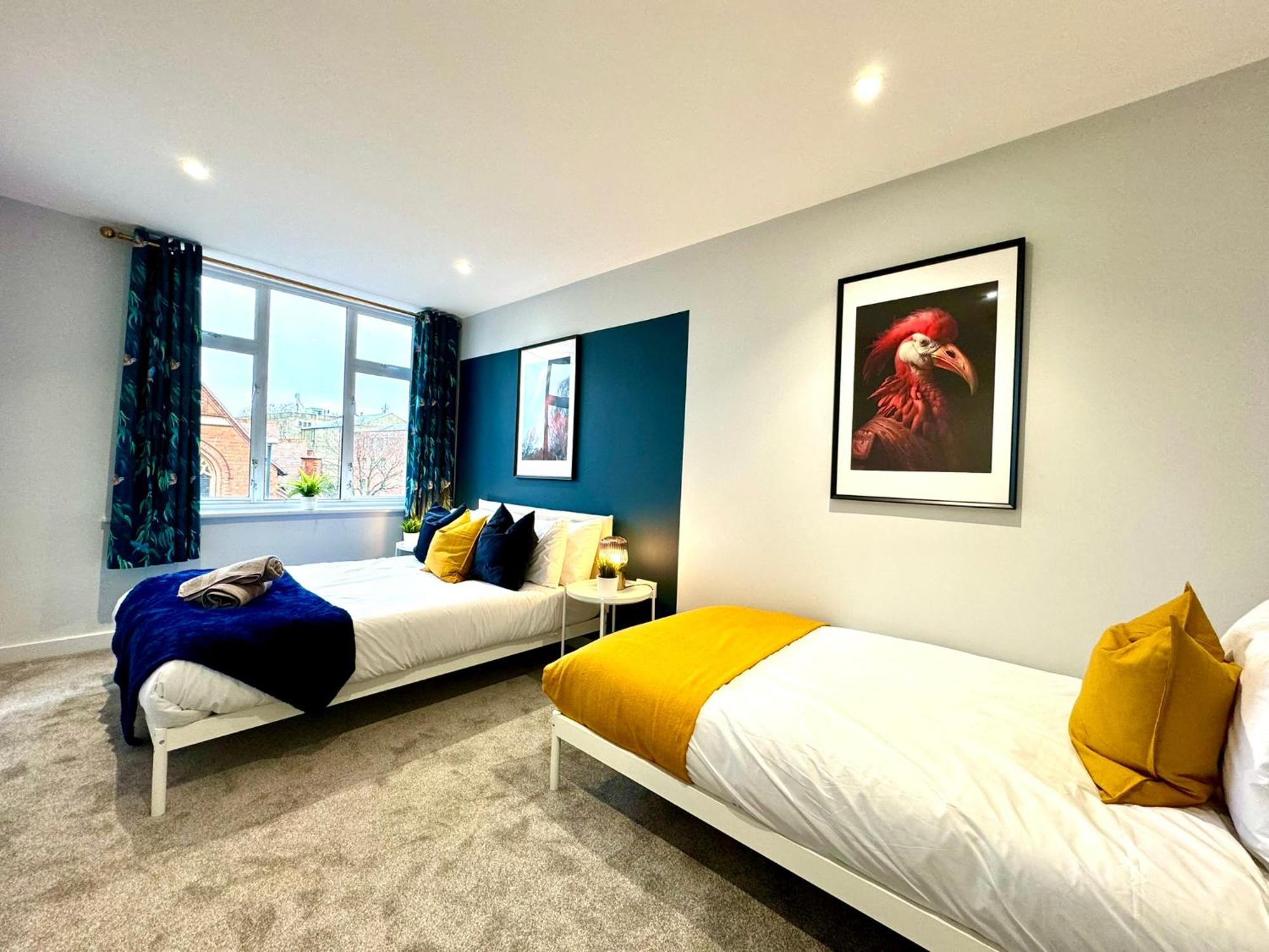 Amazing Large 3 Bedroom Apartment - Sleeps 8! Bournemouth Dış mekan fotoğraf