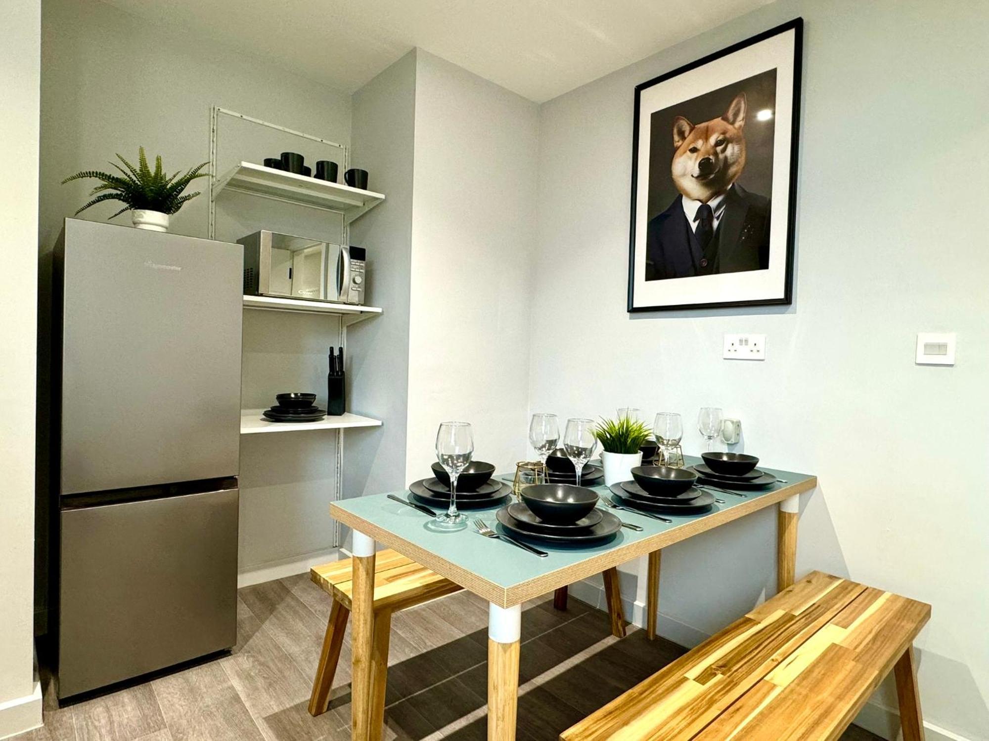 Amazing Large 3 Bedroom Apartment - Sleeps 8! Bournemouth Dış mekan fotoğraf