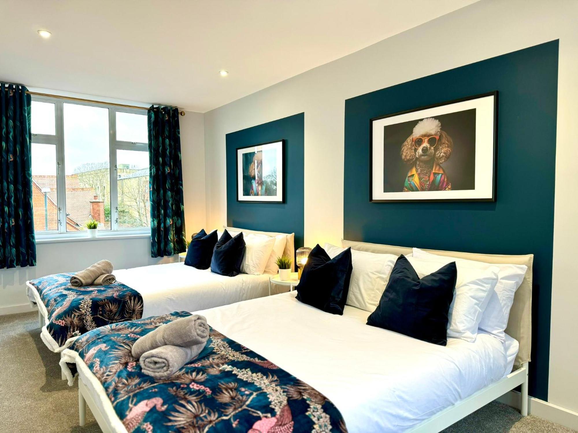 Amazing Large 3 Bedroom Apartment - Sleeps 8! Bournemouth Dış mekan fotoğraf